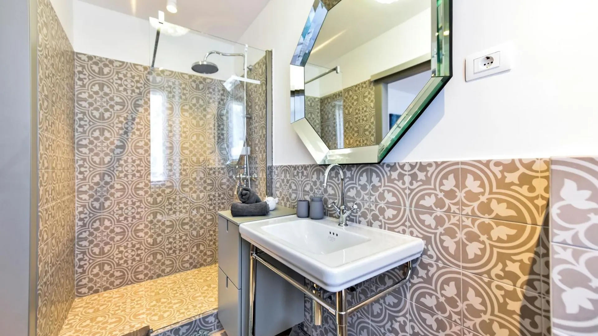 Luxury Apartment Sunce Rovinj 0*,